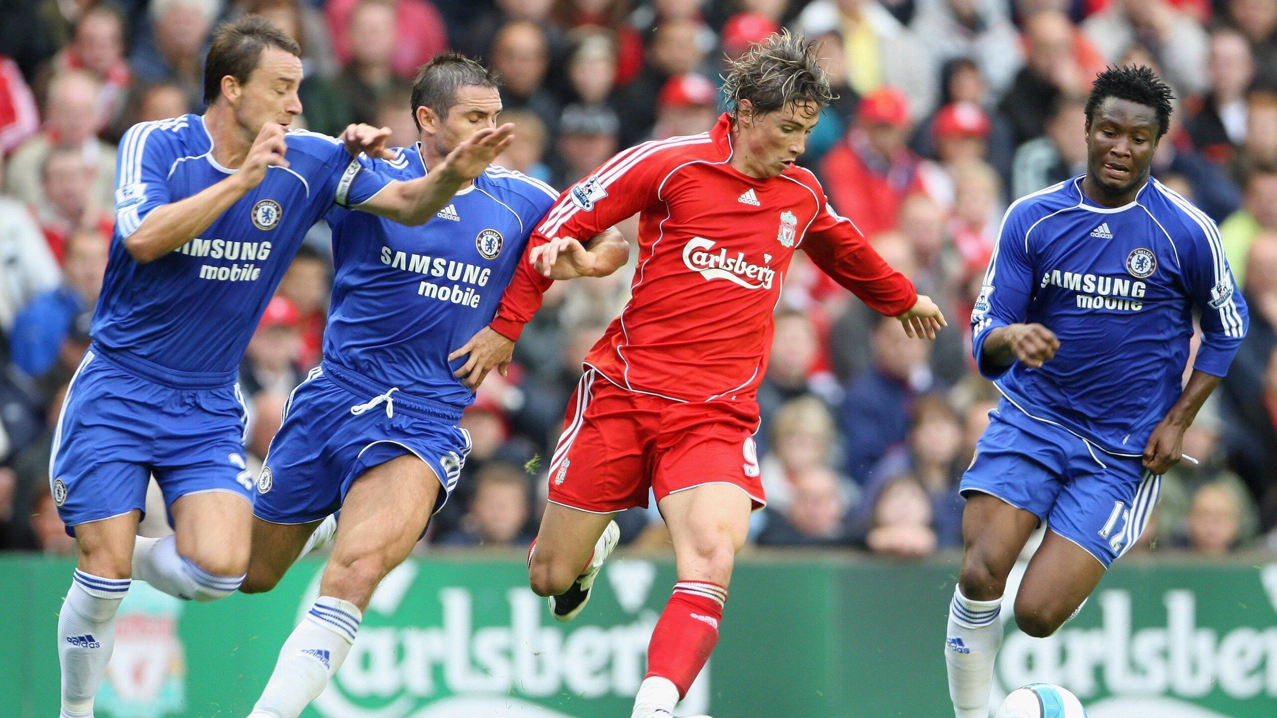 超高速通讯：赛场内的高速网络，超高速的意思